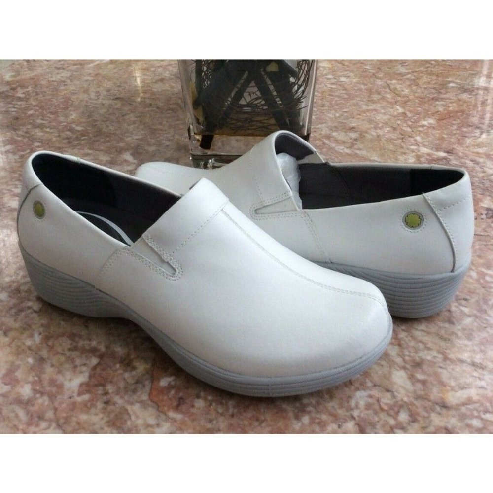 New Dansko‎ Work Wonders White Camellia Leather Clogs Size 41 /US 10.5-11,  $110